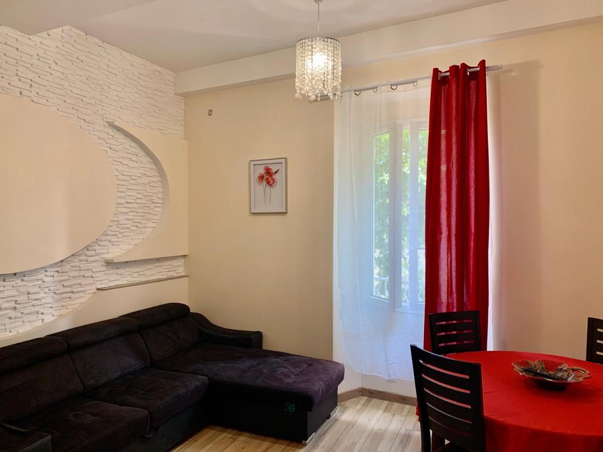 דירות Splendide Studio Au Coeur Historique De Fréjus מראה חיצוני תמונה